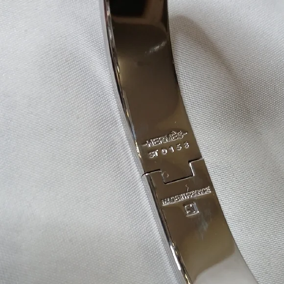 Hermes White and Silver Enamel 'H' Cuff Bracelet - Picture 3 of 4